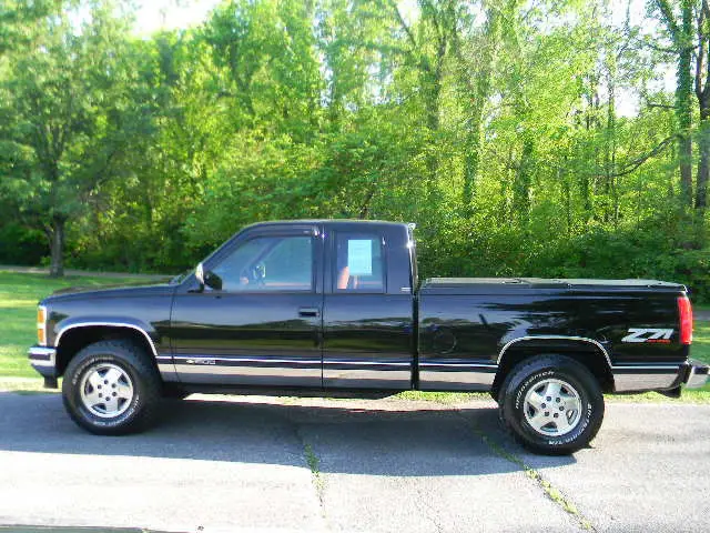 1993 Chevrolet C/K Pickup 1500 Ext Cab 141.5" WB 4WD