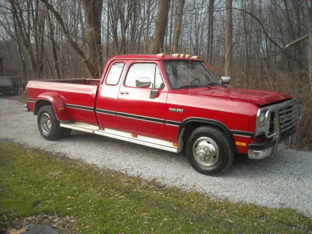 1993 Dodge Ram 3500 LE