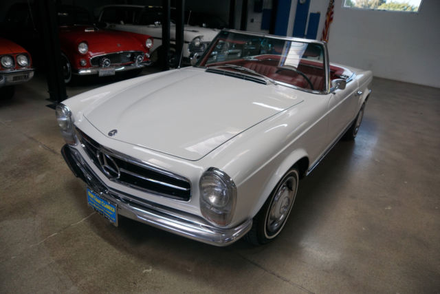 1966 Mercedes-Benz 230SL Roadster --