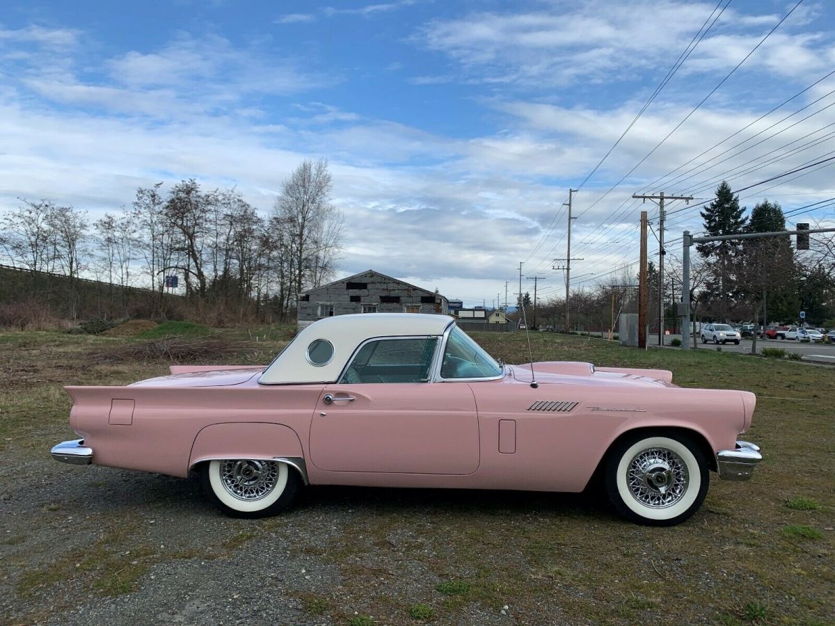 1957 Ford Thunderbird D