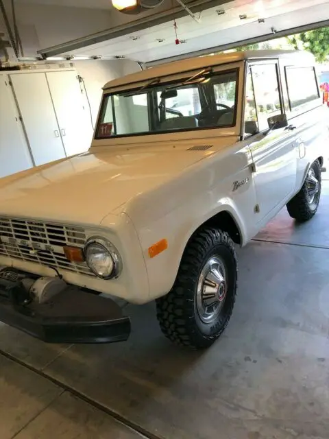 1977 Ford Bronco custom