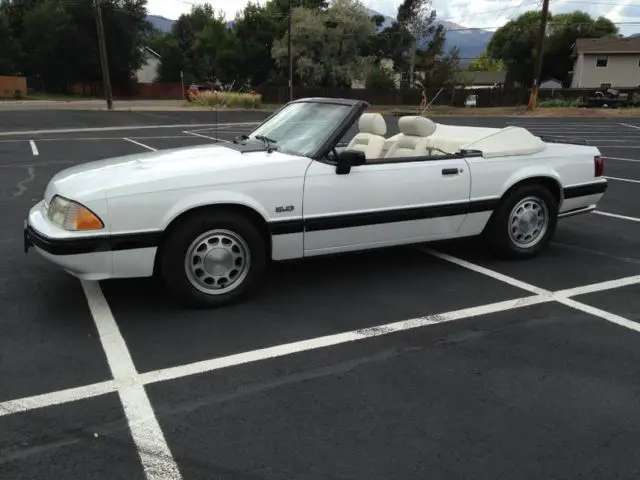 1989 Ford Mustang