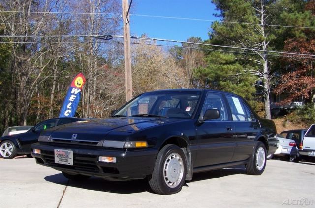 1989 Honda Accord LXi 1-OWNER 5-SPEED 2.0L FUEL INJ COLD A/C ROCK SOLID