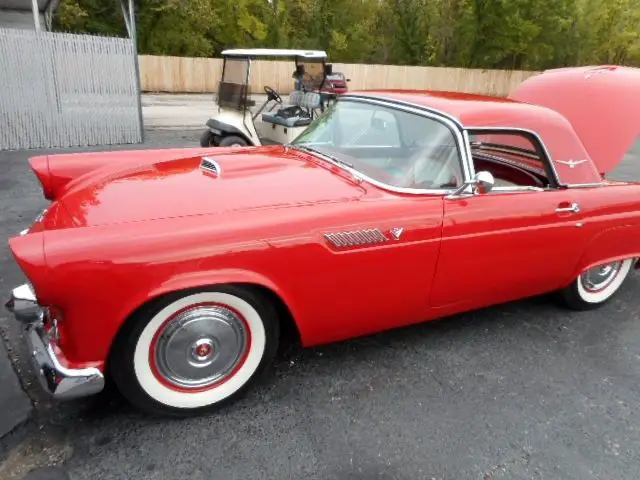 1955 Ford Thunderbird