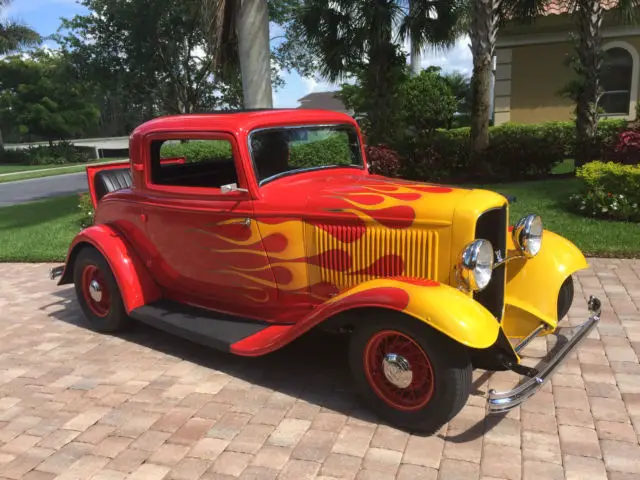 1932 Ford 3 WINDOW COUPE