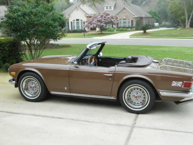 1973 Triumph TR-6 vinyl