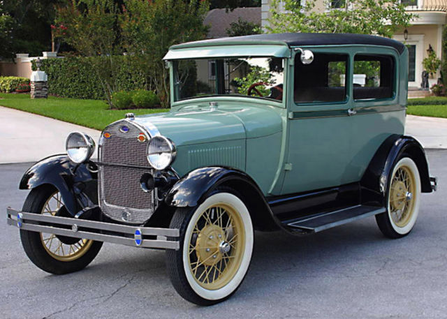 1928 Ford Model A AACA GRAND NAT'L 1ST PLACE WINNER