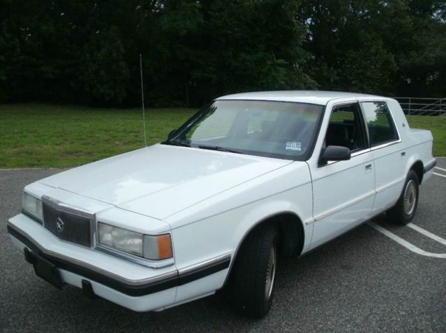 19900000 Chrysler New Yorker Salon 4dr Se