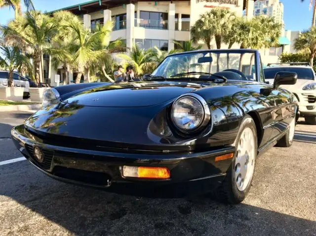 1993 Alfa Romeo Spider Veloce