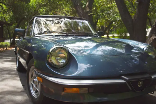 1986 Alfa Romeo Spider Veloce