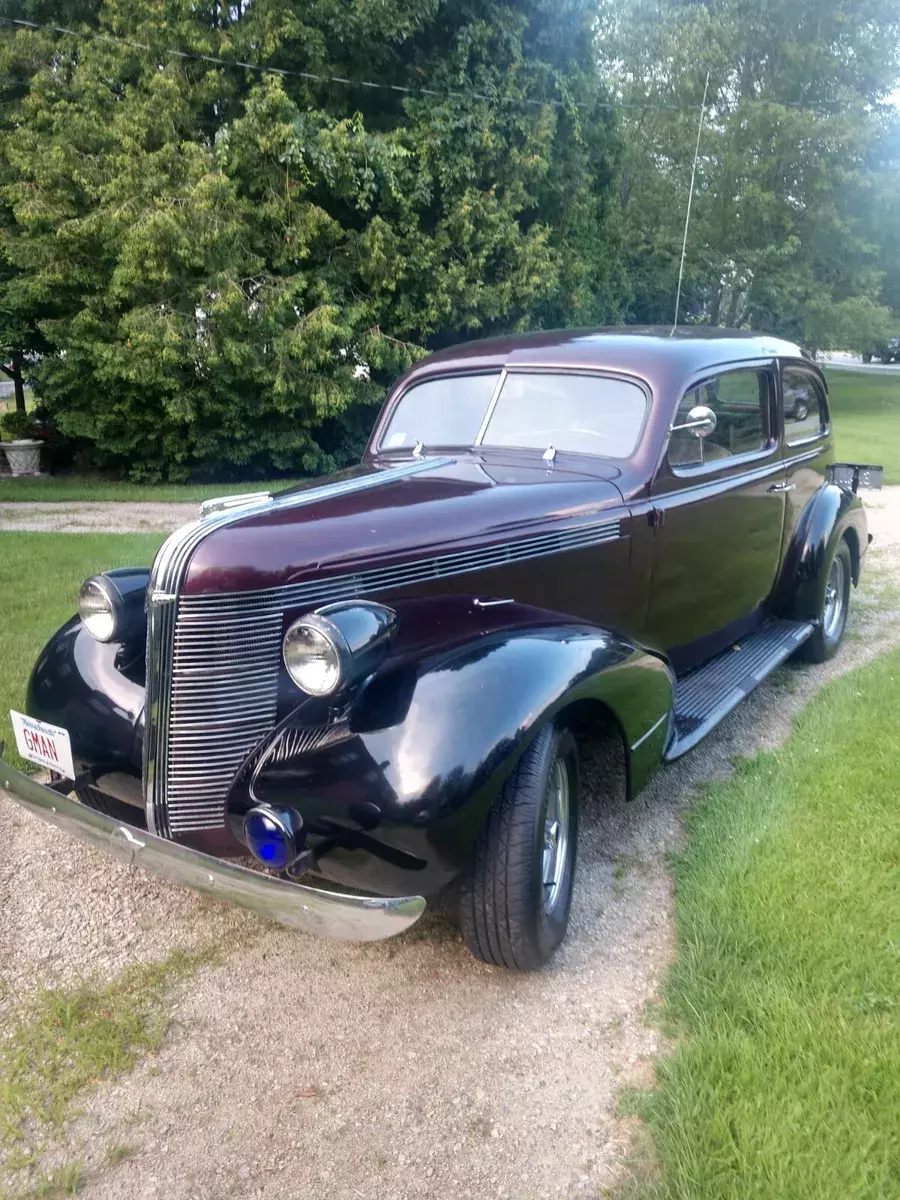 1937 Pontiac Silver Streak 6 Cyl. Dressed As GMAN FBI Car.