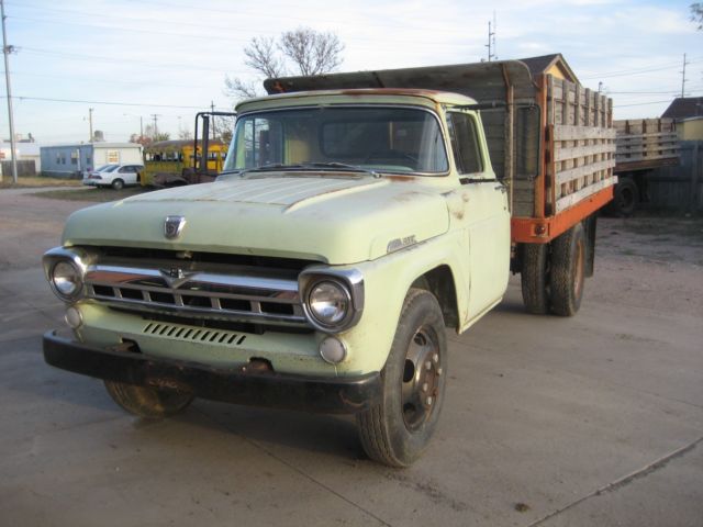 1957 Ford F600