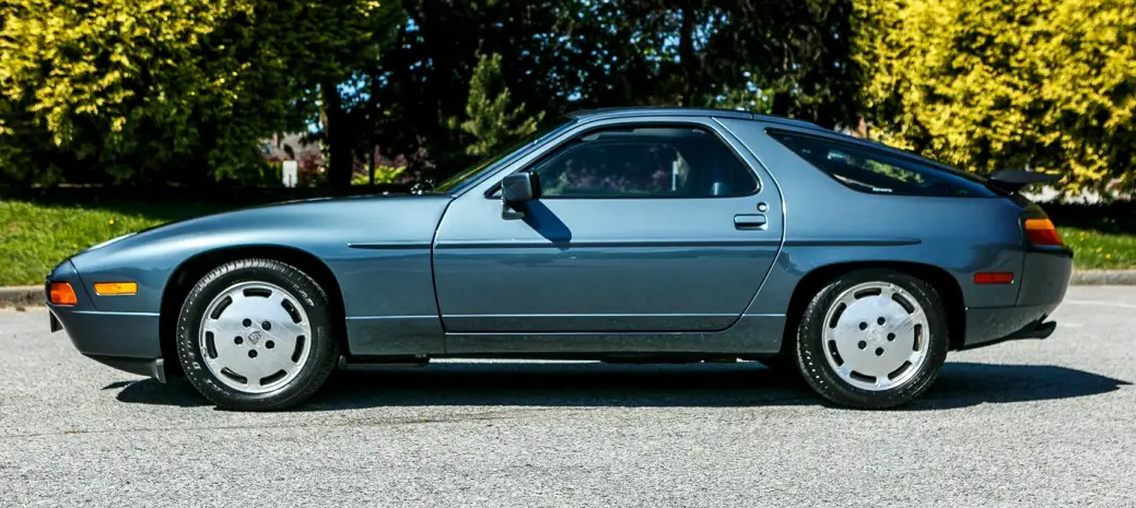 1988 Porsche 928 S4