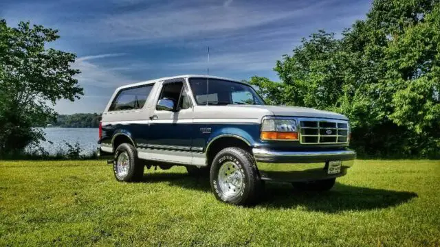 1994 Ford Bronco XLT