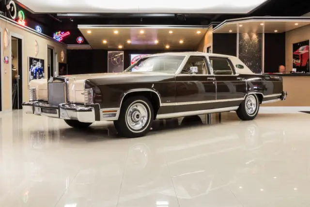 1979 Lincoln Town Car Williamsburg Edition