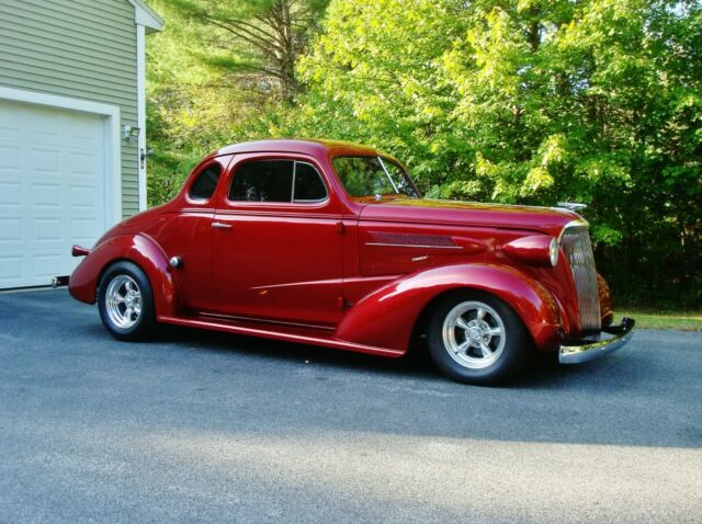1937 Chevrolet 5 Window Coupe Classic car/ Hot Rod/ Muscle car/ Street Rod