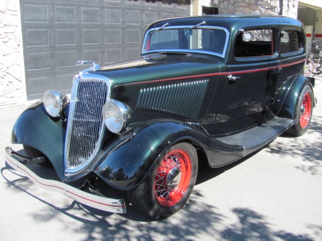 1934 Ford Chopped Tudor Sedan Street Rod