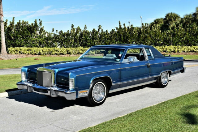 1978 Lincoln Town Car 37k Miles, Moon Roof, Luggage Rack