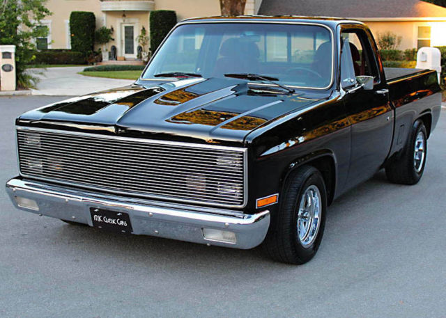 1985 Chevrolet Other Pickups SCOTTSDALE SILVERADO -  V-8 - 5K MI