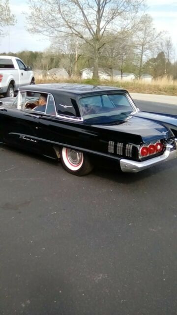 1960 Ford Thunderbird