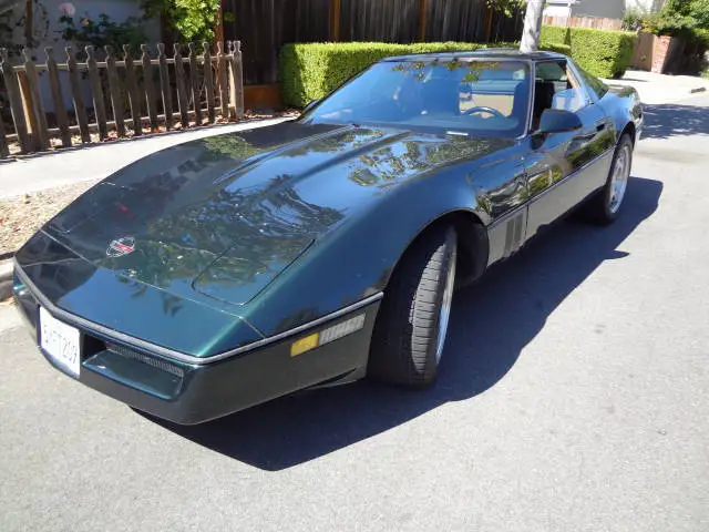 1990 Chevrolet Corvette Base Hatchback 2-Door