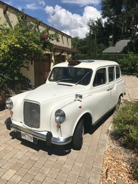 1967 Austin FX4