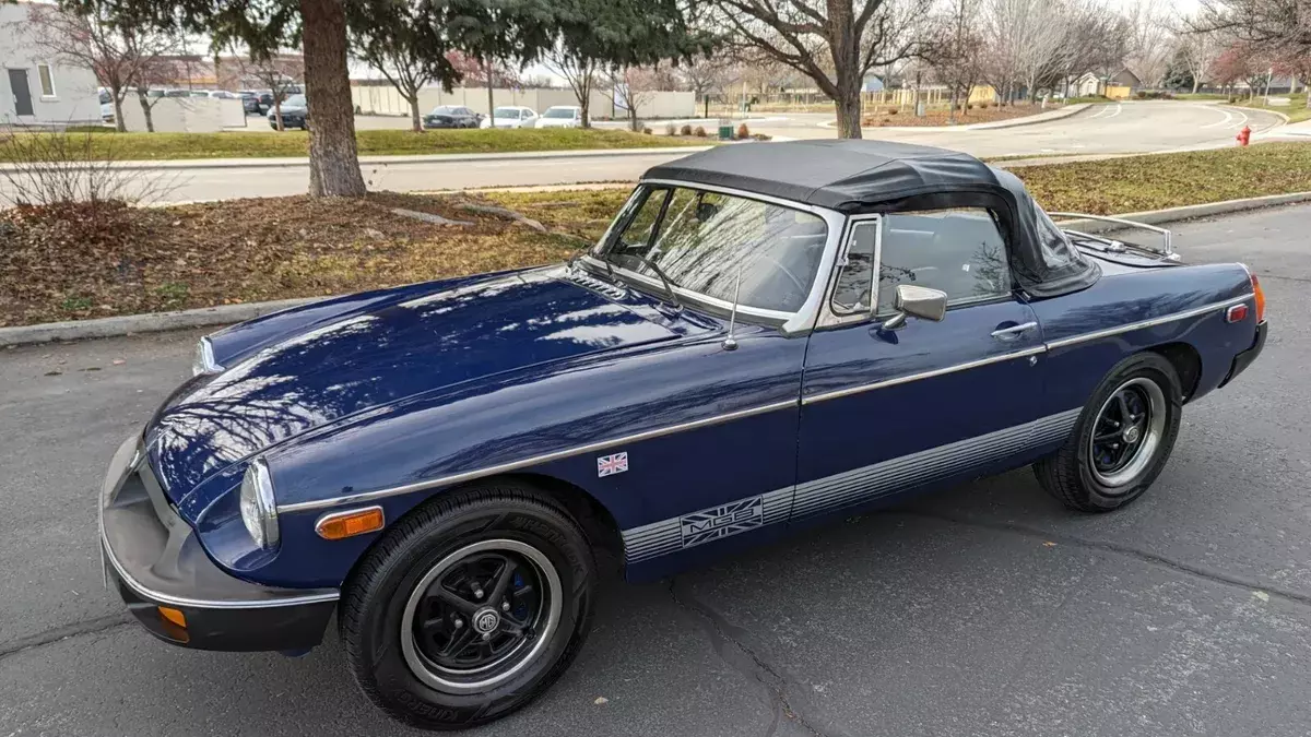 1977 MG MGB