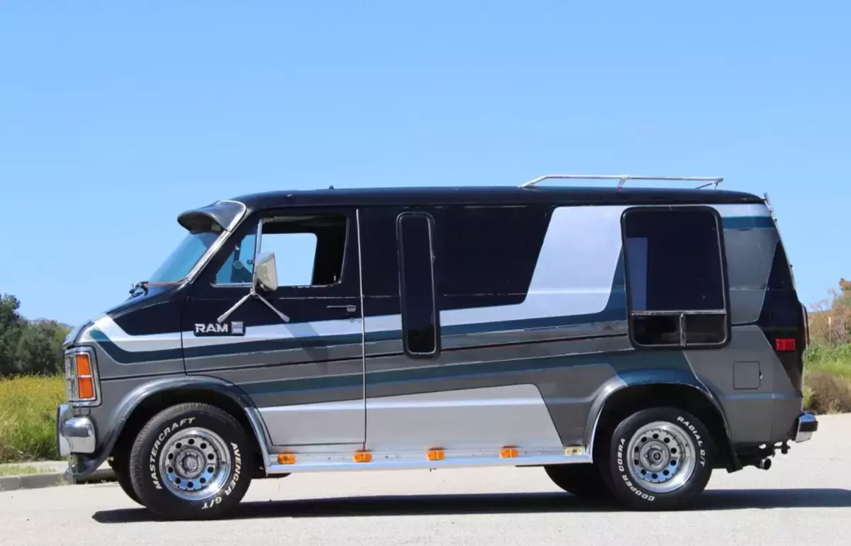 B150 DODGE RAM VAN V8 SHORT WHEEL BASE FAMILY OWNED CUSTOM MADE CALI ...