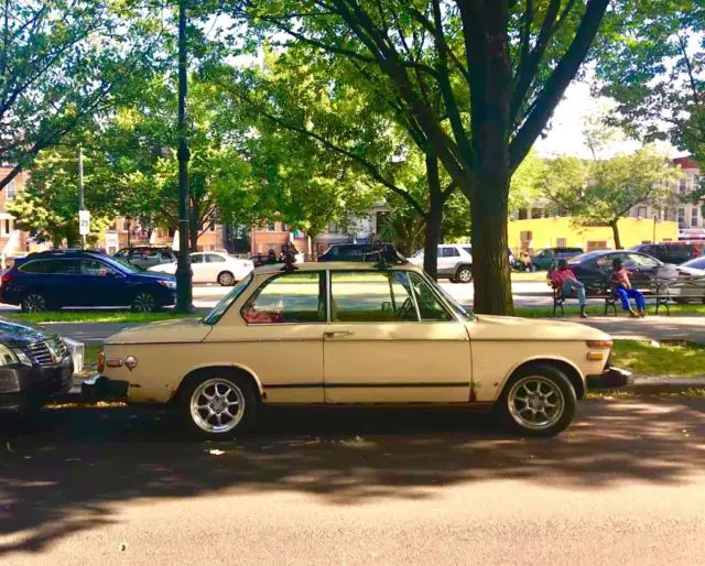 1975 BMW 2002