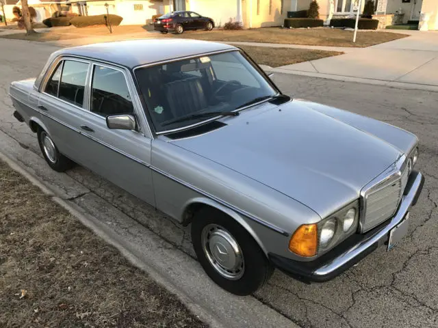 1980 Mercedes-Benz 300-Series Euro-Spec