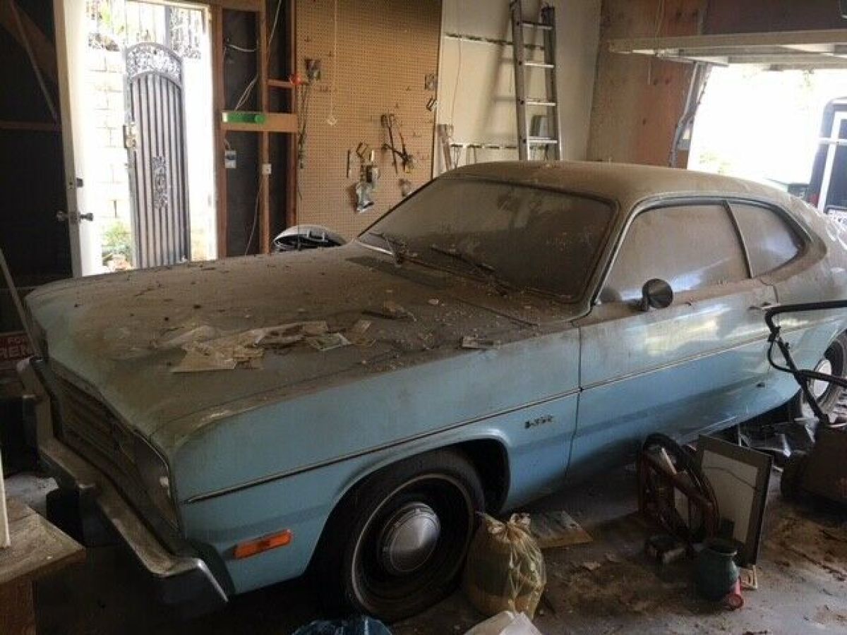 1974 Plymouth Duster