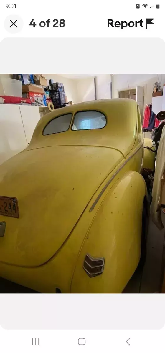 1940 Ford Deluxe Coupe