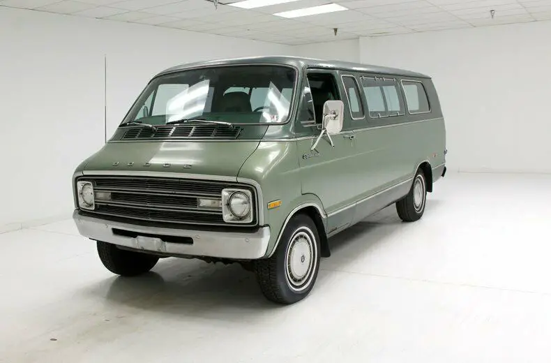 1977 Dodge Sportsman 15-Pass Van