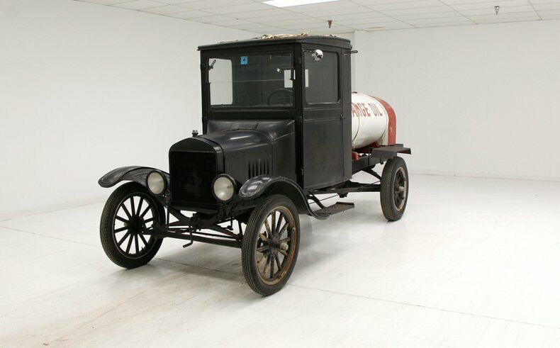 1925 Ford Model T Tanker Truck