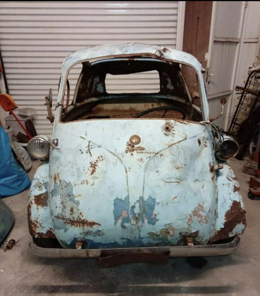 1957 BMW Isetta Bubblewindow