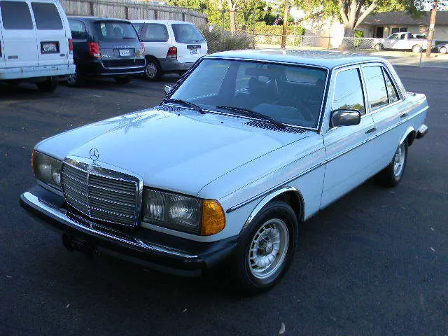 1978 Mercedes-Benz 300-Series Base Sedan 4-Door