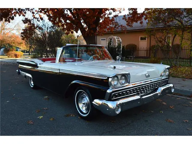 1959 Ford Galaxie Retractable