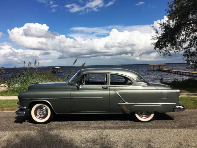 1953 Oldsmobile Eighty-Eight 2 Door Sedan