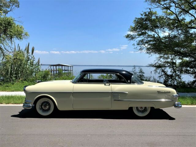 1954 Packard 2 Door Hardtop