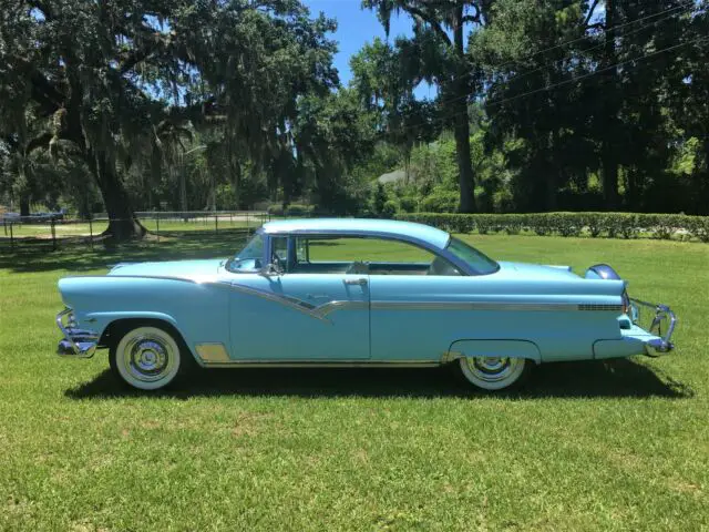 1956 Ford Fairlane 2 Door Hardtop