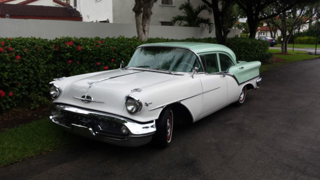 1957 Oldsmobile Eighty-Eight