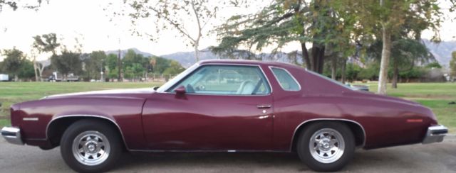 1975 Pontiac Grand LeMans --