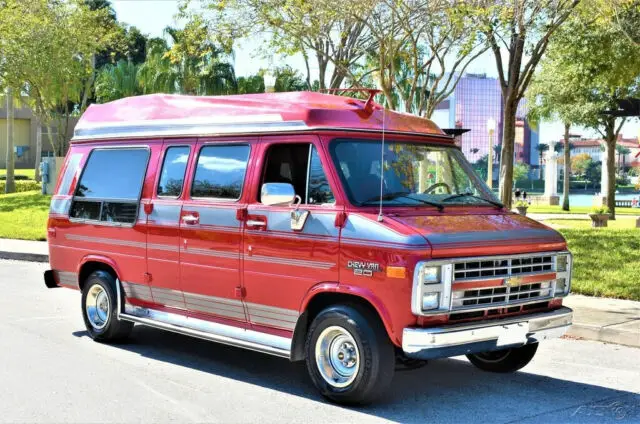 1990 Chevrolet G20 5.7L Automatic Fully Loaded