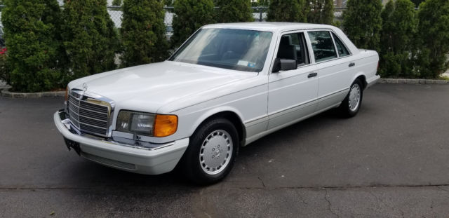 1990 Mercedes-Benz S-Class