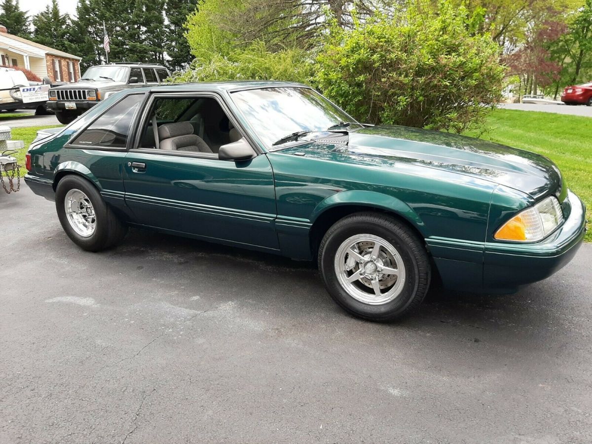 1992 Ford Mustang LX