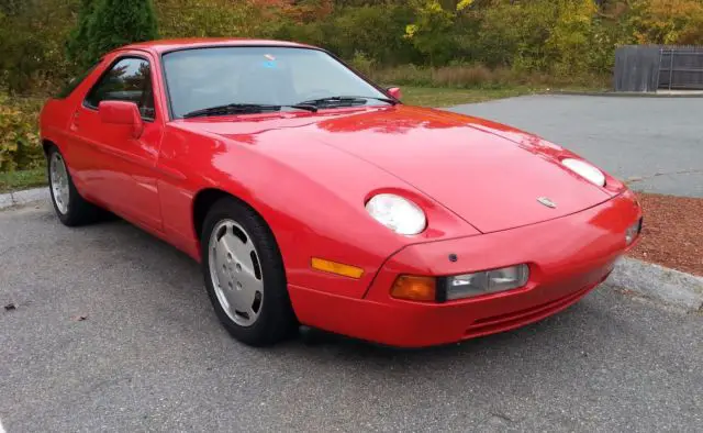 1987 Porsche 928 S4