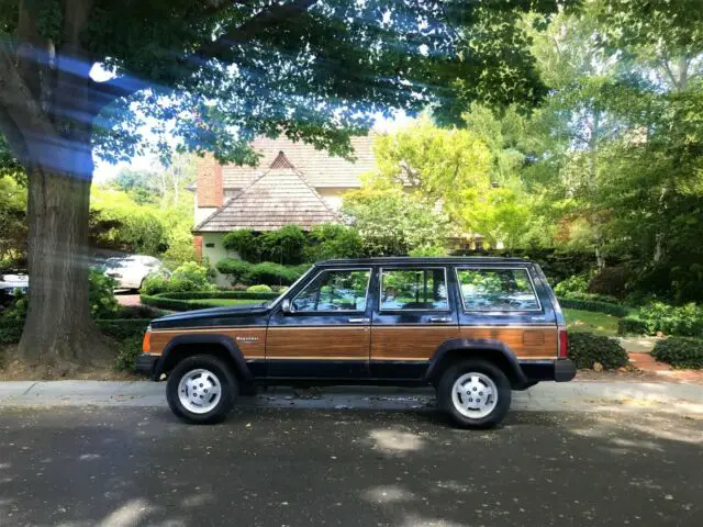 1984 Jeep Wagoneer Limited