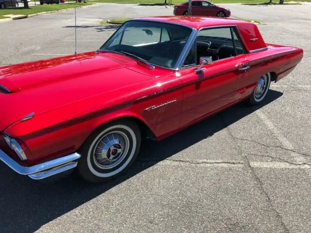 1964 Ford Thunderbird