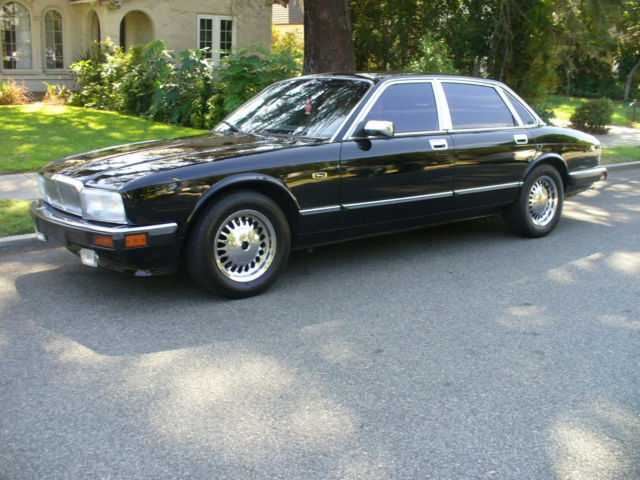 1992 Jaguar XJ6 Black