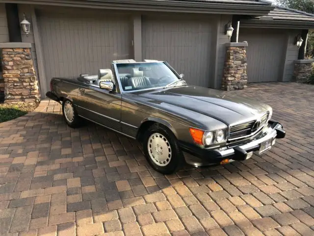 1988 Mercedes-Benz SL-Class